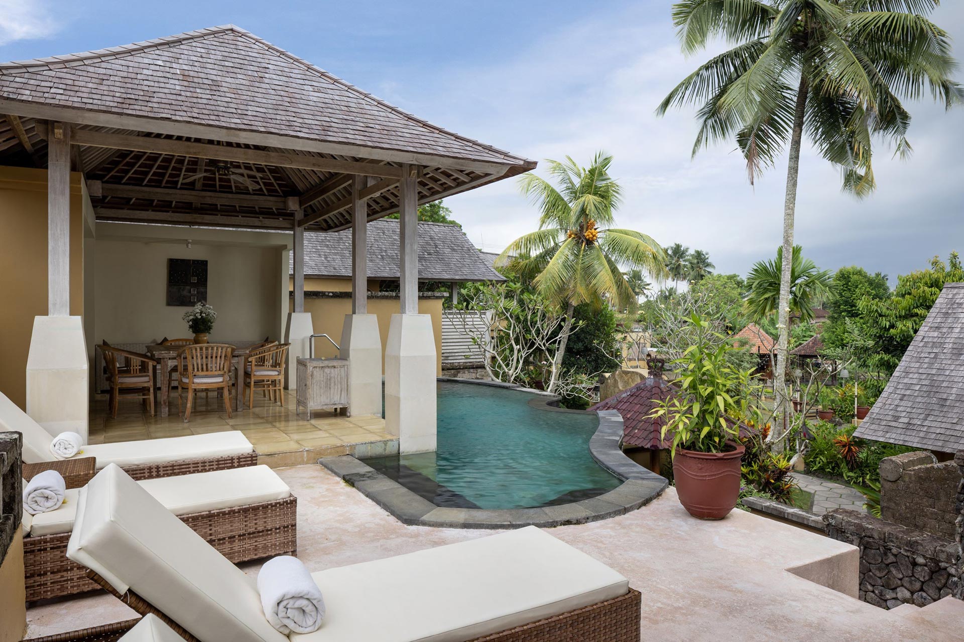 Wapa Villa with Pool