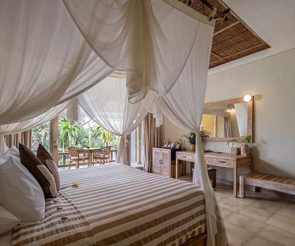 Wapa di Ume lanai bedroom