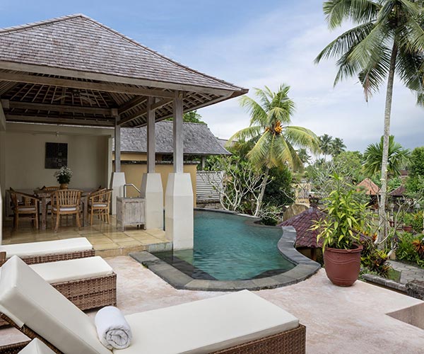 Wapa di Ume villa pool